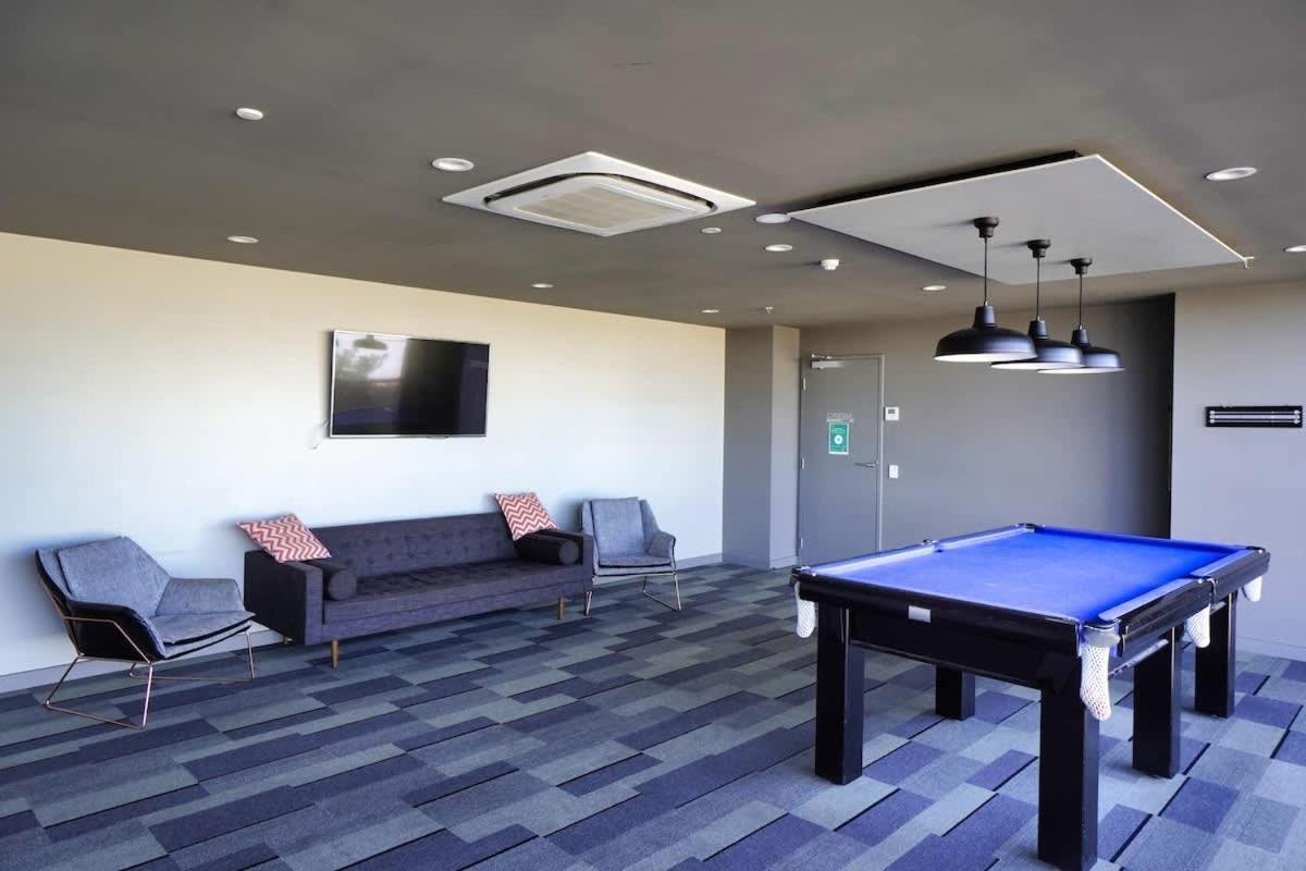 Central Escape @ Adelaide Cbd Apartment Bagian luar foto